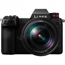 LUMIX DC-S1RME-K Full-Frame tükörnélküli fényképezőgép váz és 24-105mm optika - 47,3MP, 