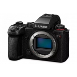 LUMIX DC-S5M2E  Full-frame, tükör nélküli készülékváz   -40 000.-Ft  pénzvisszafizetési akció!