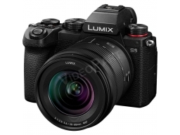 LUMIX DC-S5KE-K  FULL Frame, 4K váz és S-R2060 optika 