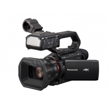 Panasonic HC-X2000E profi 4K kamera, Wi-Fi, 2 optikagyűrű, 24x optikai zoom, SDI, XLR, kameralámpa  02.28