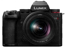 LUMIX DC-S5M2KE,  Full-frame, tükör nélküli készülékváz + S-R2060 optika