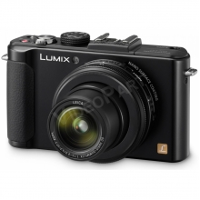 LEICA SUMMILUX optikás prémium kompakt digitális fényképezõgép