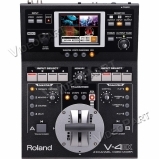 Roland V-4EX, 4 csatornás videokeverõ effektekkel